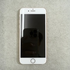 BランクiPhone 8の画像