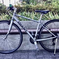 GIANT  ジャイアン ESCAPE エスケープ　AIR エアー　クロスバイク　2012年モデル　 サイズ　XS  3x8  24段変速　東京　中央線　三鷹駅　吉祥寺駅　　京王線　仙川駅の画像