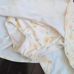 🌻水着　花柄　90🌻の画像
