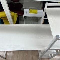ジモティー割引🏷️【ジャングルジャングル 岸和田和泉インター店】デスク ホワイト 和泉市 堺市 岸和田市 泉大津市 高石市 泉北郡熊取町の画像