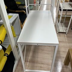 ジモティー割引🏷️【ジャングルジャングル 岸和田和泉インター店】デスク ホワイト 和泉市 堺市 岸和田市 泉大津市 高石市 泉北郡熊取町の画像