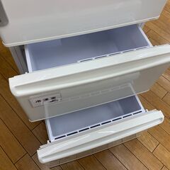 AQUA　2ドア冷蔵庫　272L 2017年製の画像