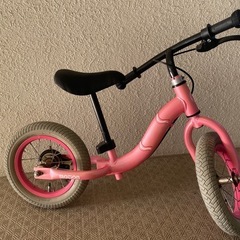 幼児用自転車の画像