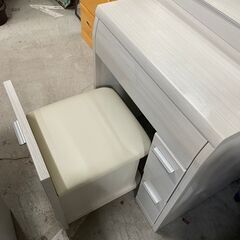 ドレッサー　No.3638　ホワイト　イス付き　化粧台　【リサイクルショップどりーむ天保山店】の画像
