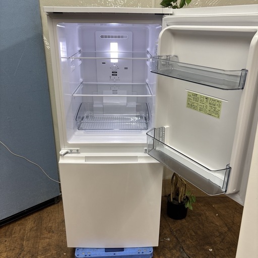 I618 ? 2023年製♪ SHARP 冷蔵庫 (152L) ⭐ 動作確認済 ⭐ クリーニング済
