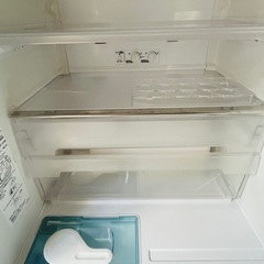 半額以下　大型冷凍冷蔵庫　　ファミリー用　三菱の画像