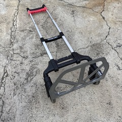 運搬車　キャリア　バーベキュー　引越し　作業の画像