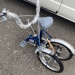 未使用　長期保管品　フィラブランド　折りたたみ自転車の画像