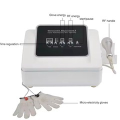 筋膜リリースマイクロカレント手袋付き機器の画像