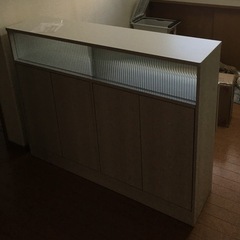 収納付きキッチンカウンター　の画像