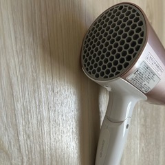 Panasonicヘアドライヤーの画像