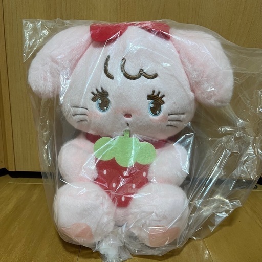 新品 mikko いちごBIGぬいぐるみ キャミー (もか) 秋津の