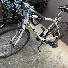 GIOS ロードバイクの画像