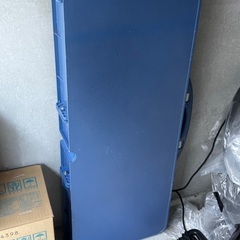 キャンプ用テーブルの画像