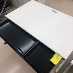【ジャングルジャングル和歌山店】【Wa1921】オフィス家具 平机 ホワイト リユースショップ リサイクルショップ 中古家具 中古家電 中古自転車 古着 冷蔵庫 洗濯機 エアコン 電子レンジ テレビ オフィス家具 ヴィンテージ アンティーク  和歌山市 岩出市 海南市 岬町 和歌山 大阪の画像