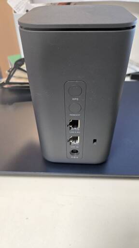 美品★ドコモ home 5G HR02 グレー　残債なし ムスビー｜セイモバイル☆docomo home 5G HR02 [ダークグレー