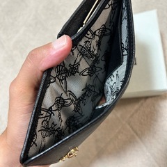 【取引中】ヴィヴィアン2つ折り財布　美品の画像