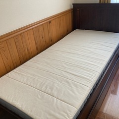 IKEAシングルベッド 90x200cm 収納・マットレス付きの画像
