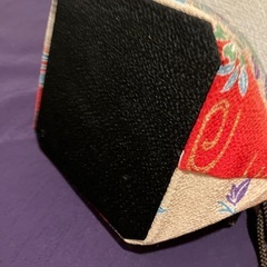 新品　四季折々の花々　ちりめん素材　巾着の画像