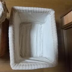 可愛い藤かごの画像