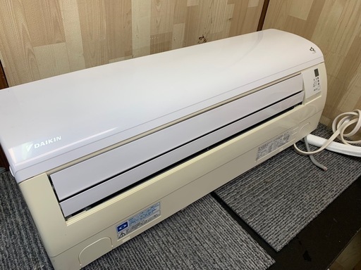 福岡市内取付料金込み ダイキン ルームエアコン 2012年 14畳 福岡市内取付料金込み ダイキン ルームエアコン 2012年 14畳