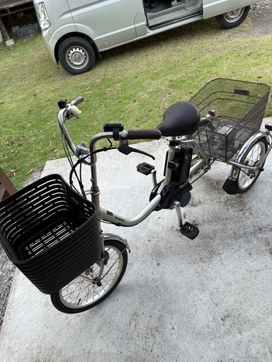 ★愛知県未使用車パナソニック 電動アシスト三輪自転車BE-FU832V定価23万 楽天市場】電動アシスト自転車 パナソニック ビビライフ BE