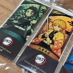 決まりました 鬼滅のアクリルスタンドとガチャガチャセットの画像