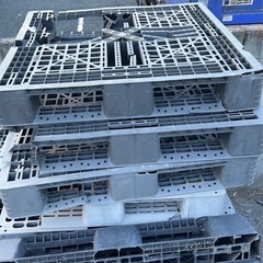 値引き可能　パレット　プラスチックパレット　リサイクルパレットの画像