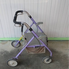 シルバーカー　手押し車の画像