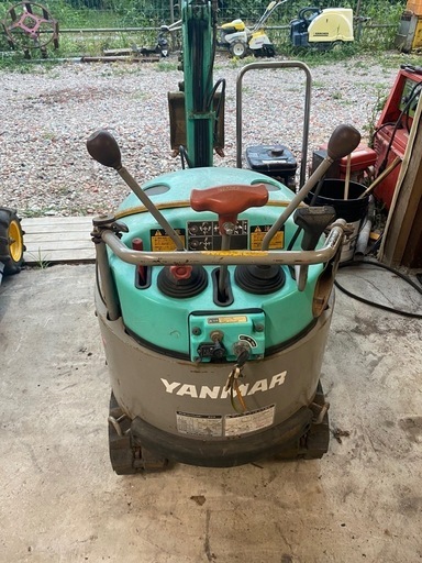 ヤンマー B03 ミニ油圧ショベル ガソリン 軽トラ積載可 マイクロショベル ミニショベル ミニユンボ 再塗装なし 畑 農業 耕作 工事 中古