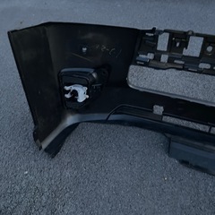 ハイエース　7型　トヨタ純正フロントバンパー　フォグ付きの画像