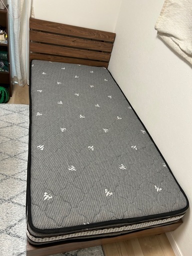 使用感なし！値下げしました！
ベッド&マットレス