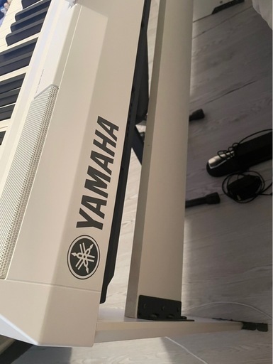 お取引中！白YAMAHAヤマハ電子ピアノ88鍵盤