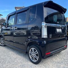 車検令和9年4月1日まで！N-BOXカスタム！フルセグTV、ナビ、CD/DVD、Bluetooth！Bカメラ！AW！両側スライドドア！(片側パワスラ)、スマーキー！乗って帰れます♪の画像