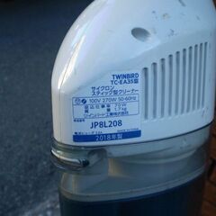 TWINBIRD サイクロン スティック型クリーナー 2018年製 TC-EA35型の画像