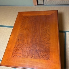 机の画像