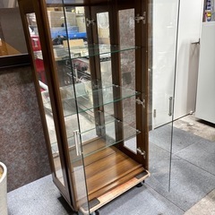 飾り棚 ガラス 4段 の画像