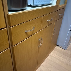 食器棚　オーブン棚の画像