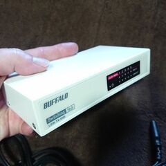 BUFFALO　100/10Mスイッチングハブ 5ポート  LSW-TX-5NSの画像