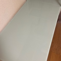 収納一体型デスクの画像