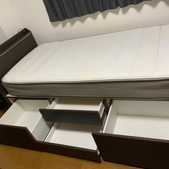 ニトリ シングルベッド（マットレス付き）の画像