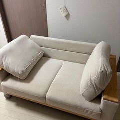 【ほぼ新品】2人掛けソファーの画像