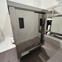 食器棚 幅600×奥行450×高さ800 ステンレス　業務用　扉付きの画像