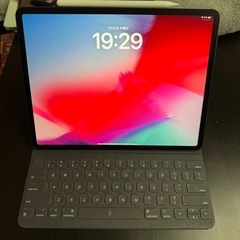 iPad Pro 12.9 256GBセルラー版，キーボードとアップルペンシル付の画像