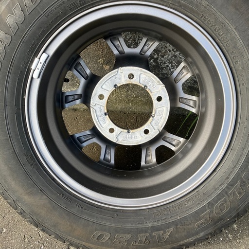 【アイルトン】ジムニーシエラ JB74 純正アルミホイールタイヤ4本※引取 ジムニーシエラ JB74 15インチ アルミホイール タイヤ 4本セット