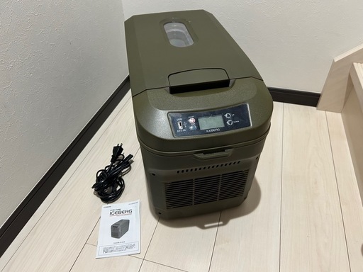 ICEBERG AQ-22L　冷温庫 オリーブグリーン　ポータブル冷蔵庫　AC.DCケーブルあり