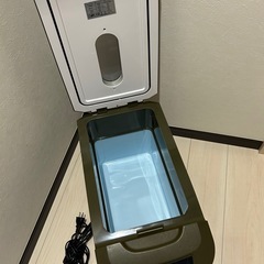 ICEBERG AQ-22L　冷温庫 オリーブグリーン　ポータブル冷蔵庫の画像