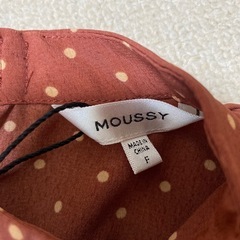 【MOUSSY新品】ドット柄 ノースリーブブラウス　フリーサイズの画像