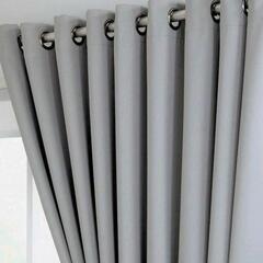 [新品未使用]　カーテン　幅134cm x 長210cm  2枚組の画像