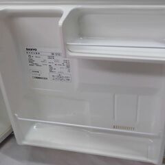 【お取引中】サンヨー 小型冷蔵庫 SR-51Gの画像